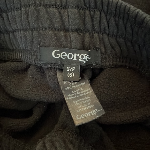 Lot of 9 boys t-shirts and 1 sweatpants - Picture 7 of 9